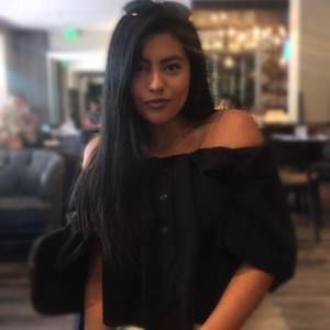 Meet your Posher, Vanessa